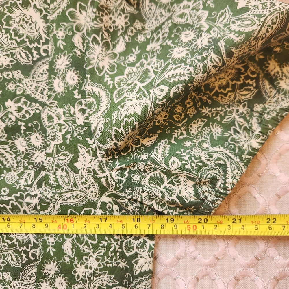 🆕️NWT Taylor Tillman Women's Julie Midi Dress in Olive Paisley, Size S/M, $225 - Picture 9 of 12